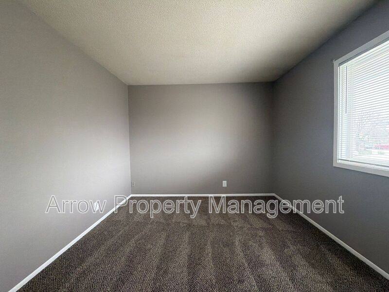 Apartment for rent at 2110 J St #7, Lincoln, NE 68510