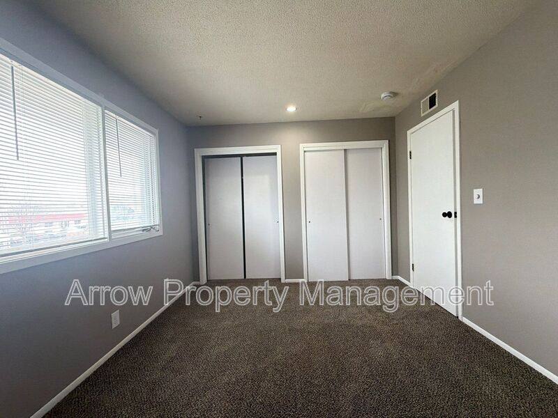 Apartment for rent at 2110 J St #7, Lincoln, NE 68510