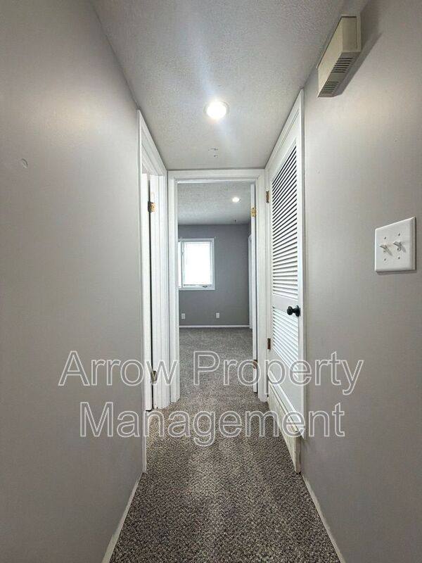 Apartment for rent at 2110 J St #7, Lincoln, NE 68510