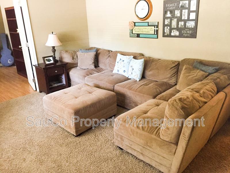 House for rent at 22120 S Leslie Ave, Beavercreek, OR 97004