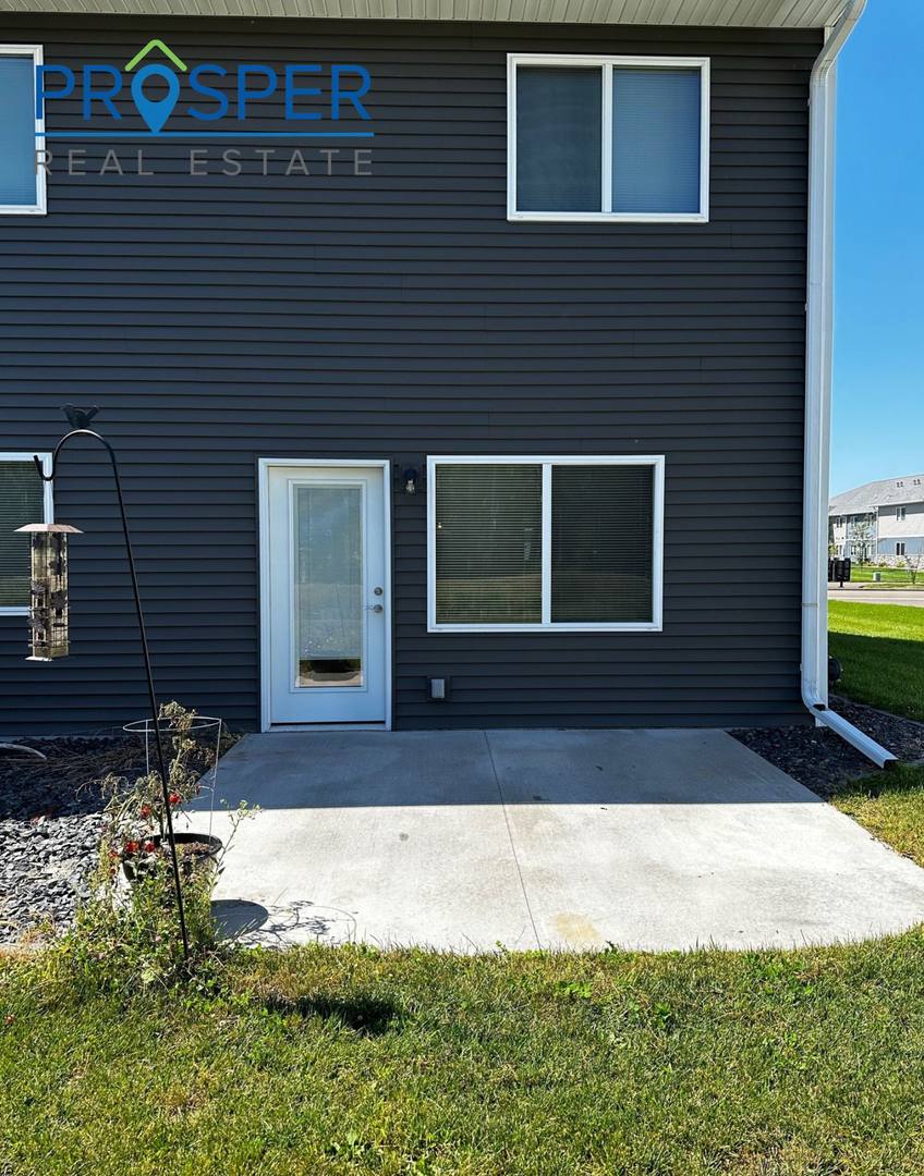 Apartment for rent at 1648 Hong St, Altoona, WI 54720
