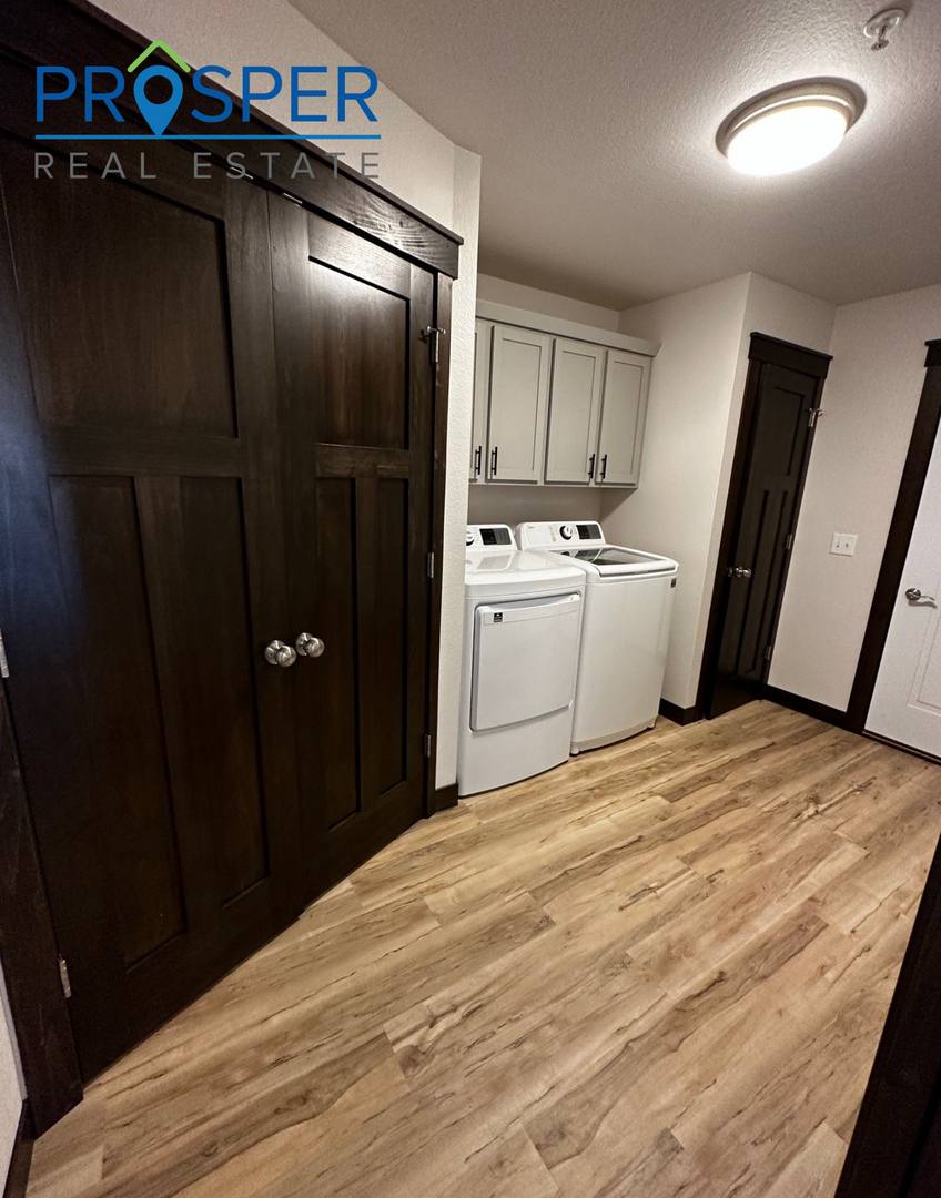 Apartment for rent at 1648 Hong St, Altoona, WI 54720