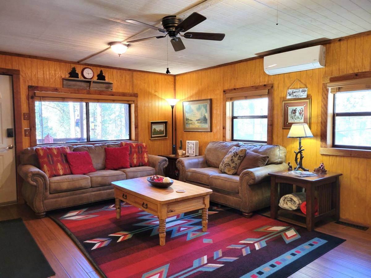 House for rent at 235 Hart Ave, Ruidoso, NM 88345