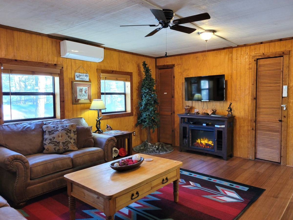 House for rent at 235 Hart Ave, Ruidoso, NM 88345
