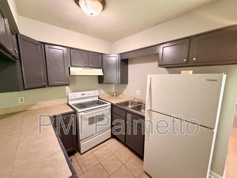 Apartment for rent at 1908 Tall Pines Circle #4, Columbia, SC 29205