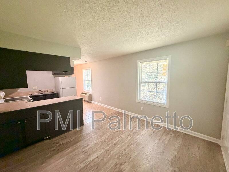 Apartment for rent at 1908 Tall Pines Circle #4, Columbia, SC 29205