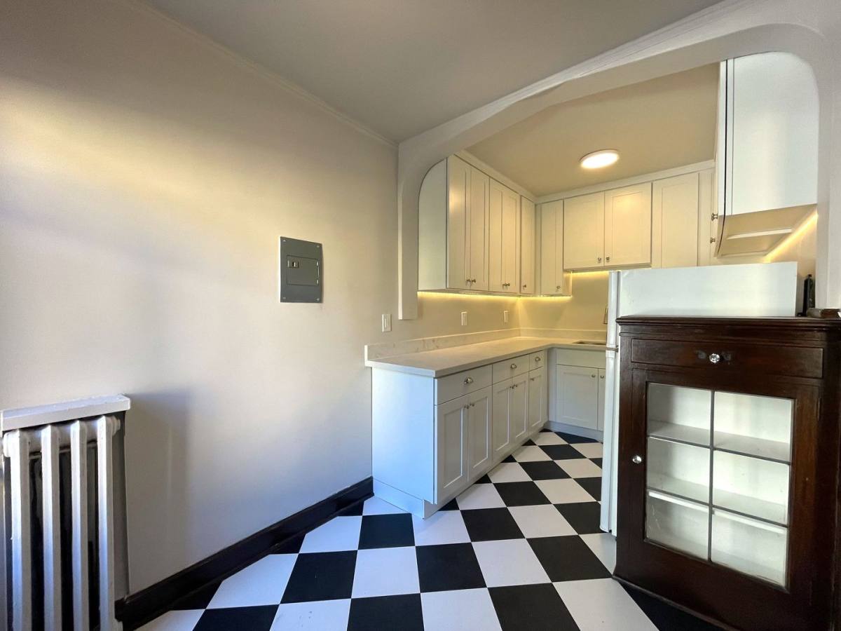 Apartment for rent at 105 Harvard Ave E, Seattle, WA 98102