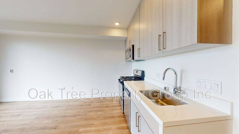 House for rent at 532 Union St #610, Oakland, CA 94607