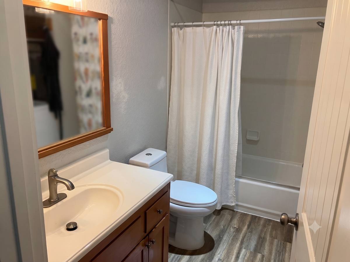 Apartment for rent at 745 Rainier Blvd N, Issaquah, WA 98027
