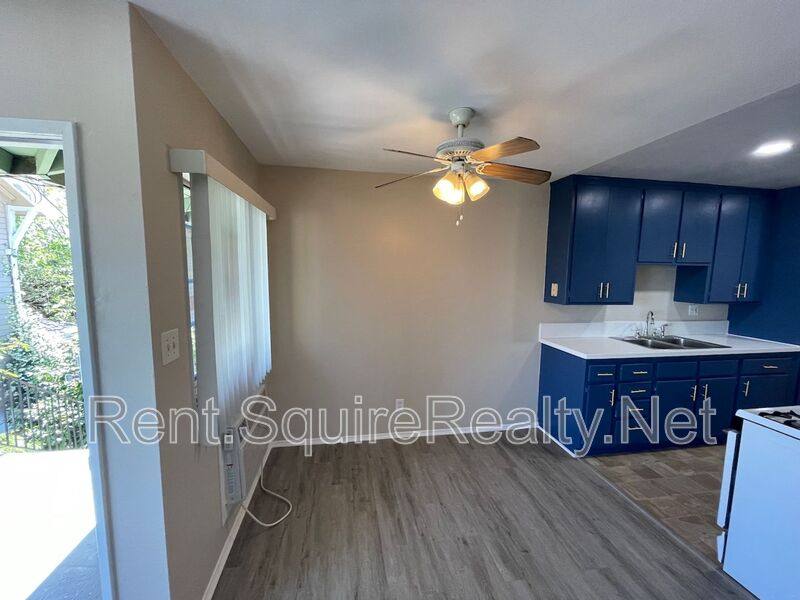 Apartment for rent at 414 N San Gabriel Ave #5, Azusa, CA 91702