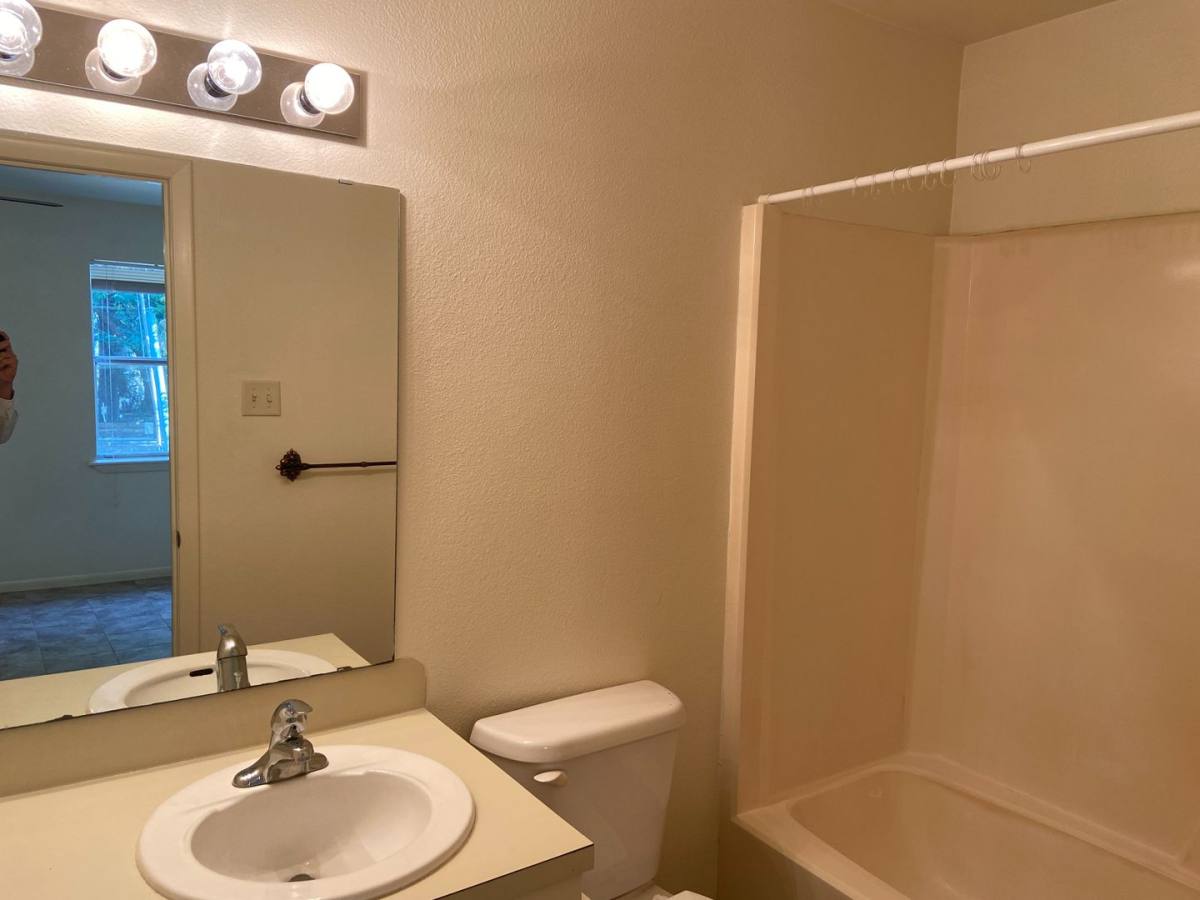 Apartment for rent at 405 Ranchero Rd, Kerrville, TX 78028
