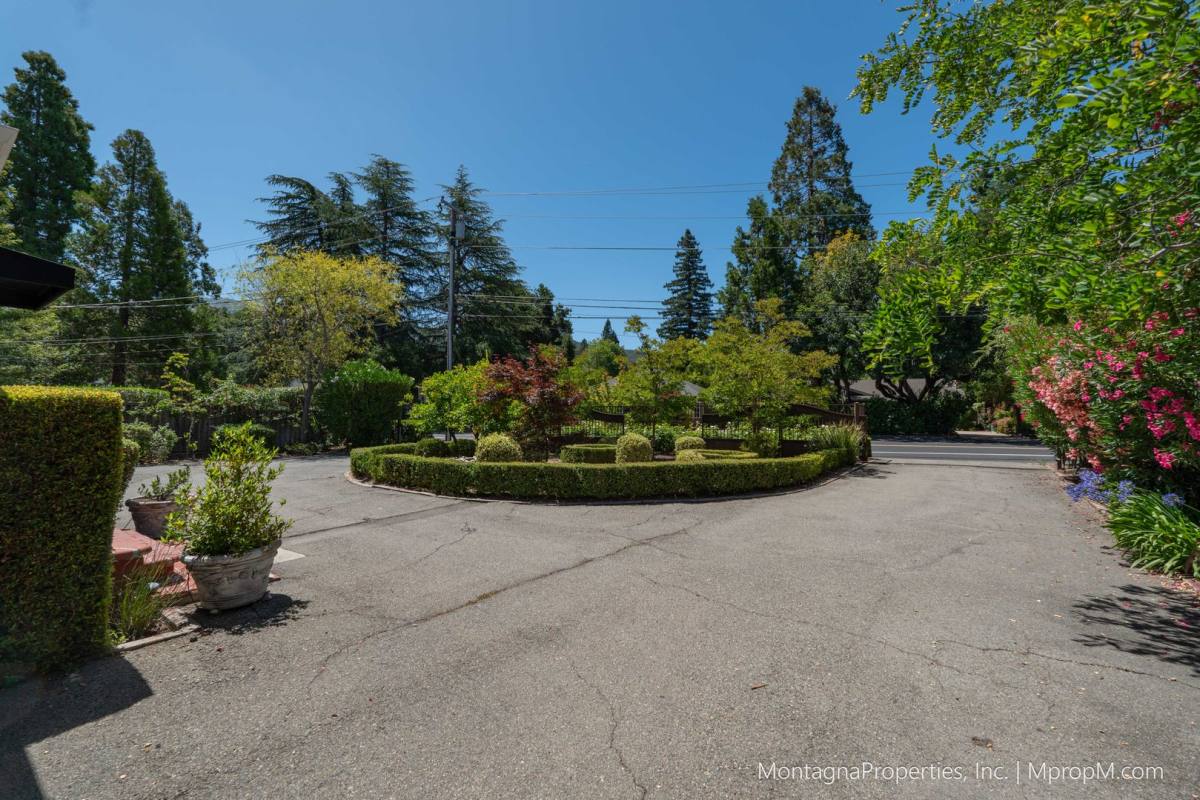 House for rent at 16911 Kennedy Rd, Los Gatos, CA 95032