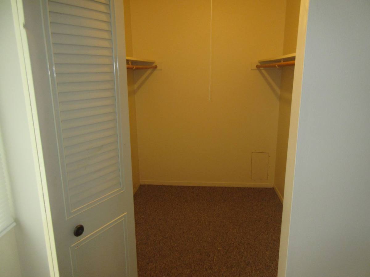 Apartment for rent at 508-520 Collins Rd, Jefferson, WI 53549