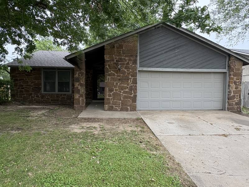 House for rent at 1800 N 21st St #1, Broken Arrow, OK 74012