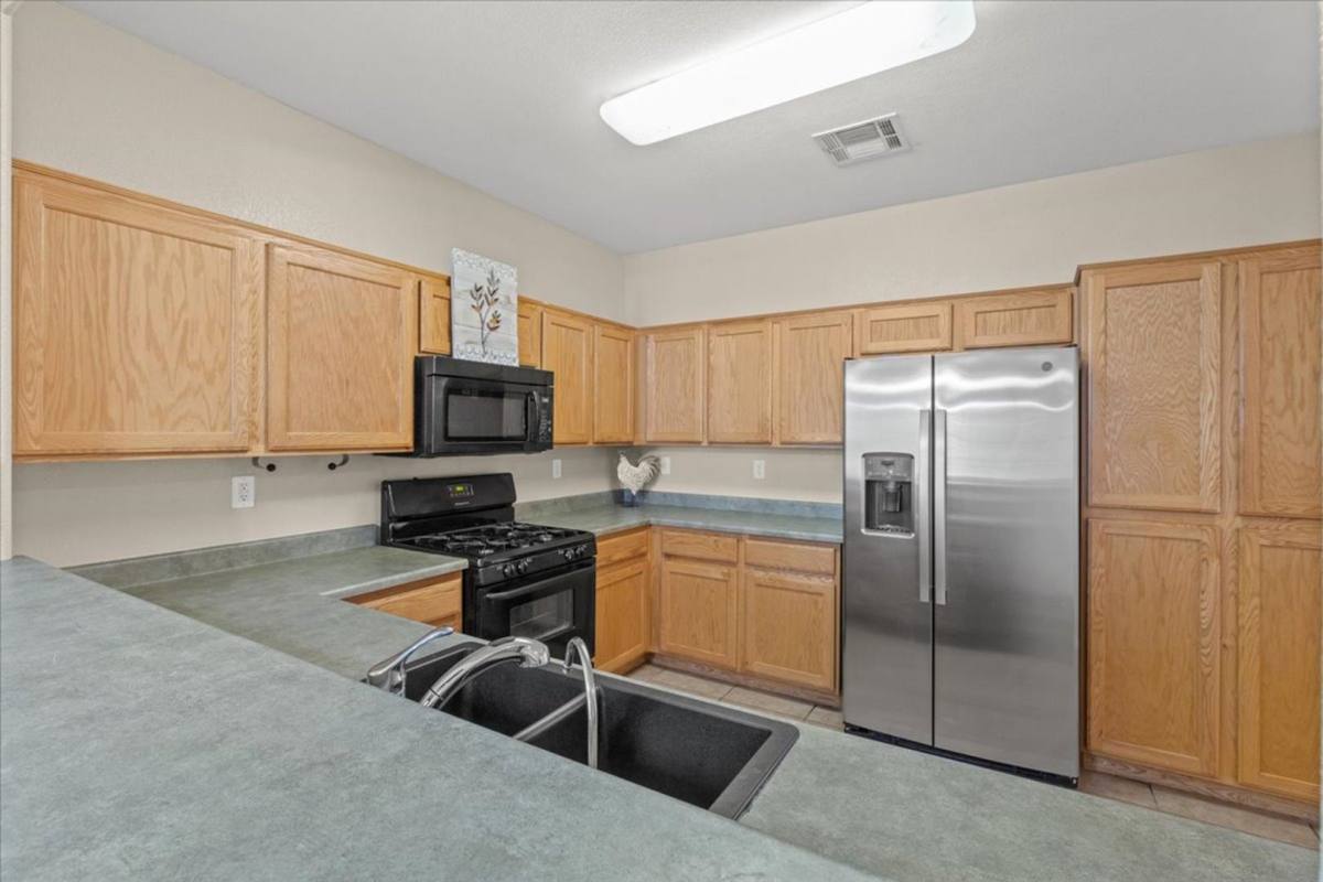 House for rent at 7569 Garden Village Lane, Las Vegas, NV 89113