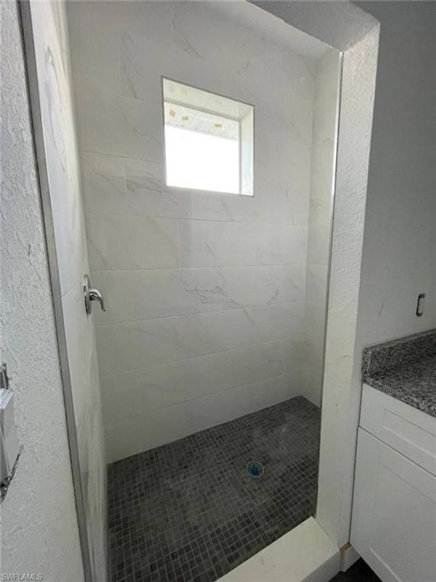 Apartment for rent at 275 SW 4th St #220, Cape Coral, FL 33991