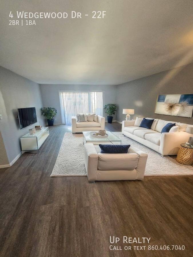 Apartment for rent at 4 Wedgewood Dr, Bloomfield, CT 06002