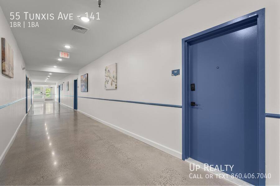 Apartment for rent at 55 Tunxis Ave, Bloomfield, CT 06002