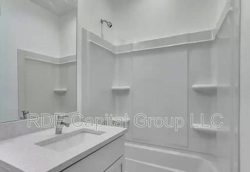 Apartment for rent at 3275 Dallas St #303, Dallas, TX 75210