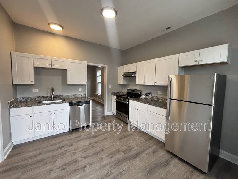 Apartment for rent at 1355 E 76th St #2, Chicago, IL 60619