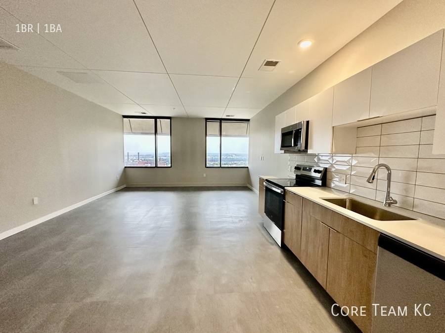 Apartment for rent at 500 E 8th St, Kansas City, MO 64106