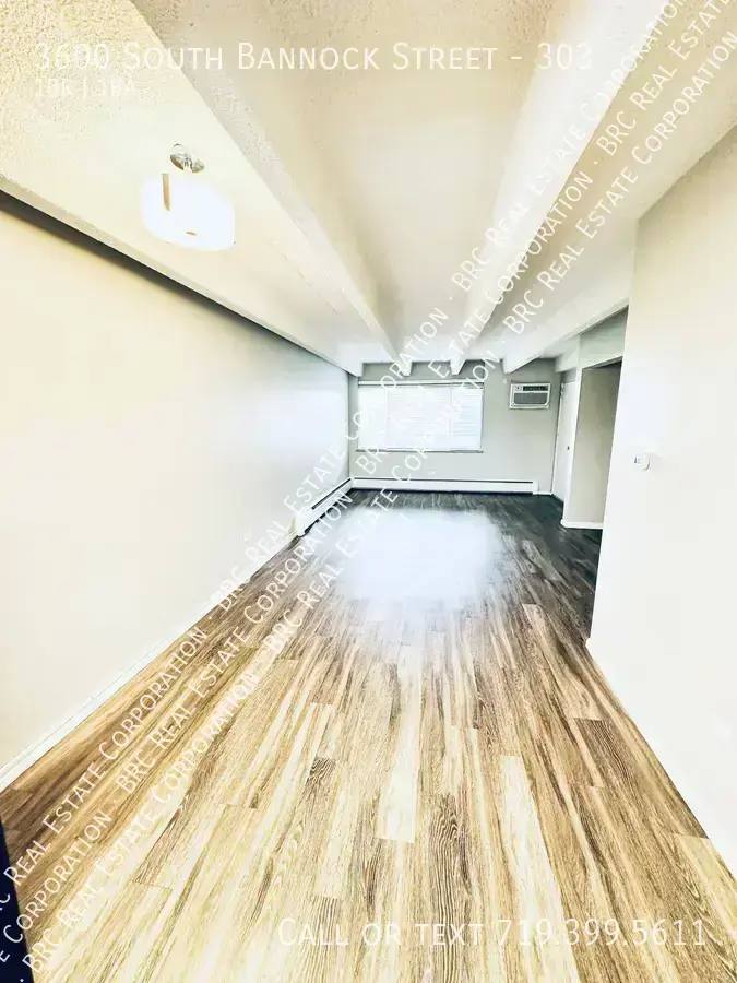 Apartment for rent at 3600 S Bannock St, Englewood, CO 80110