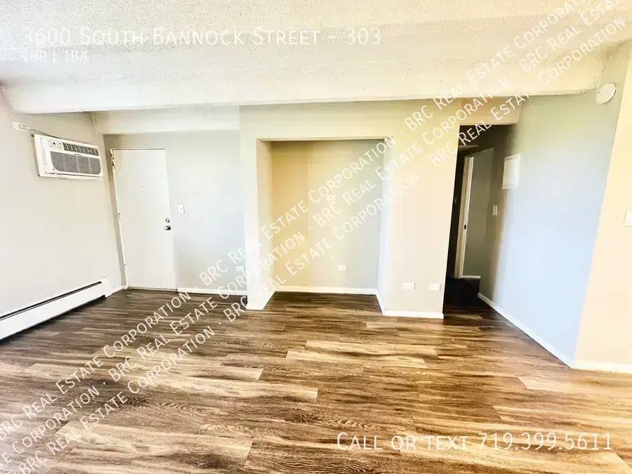 Apartment for rent at 3600 S Bannock St, Englewood, CO 80110