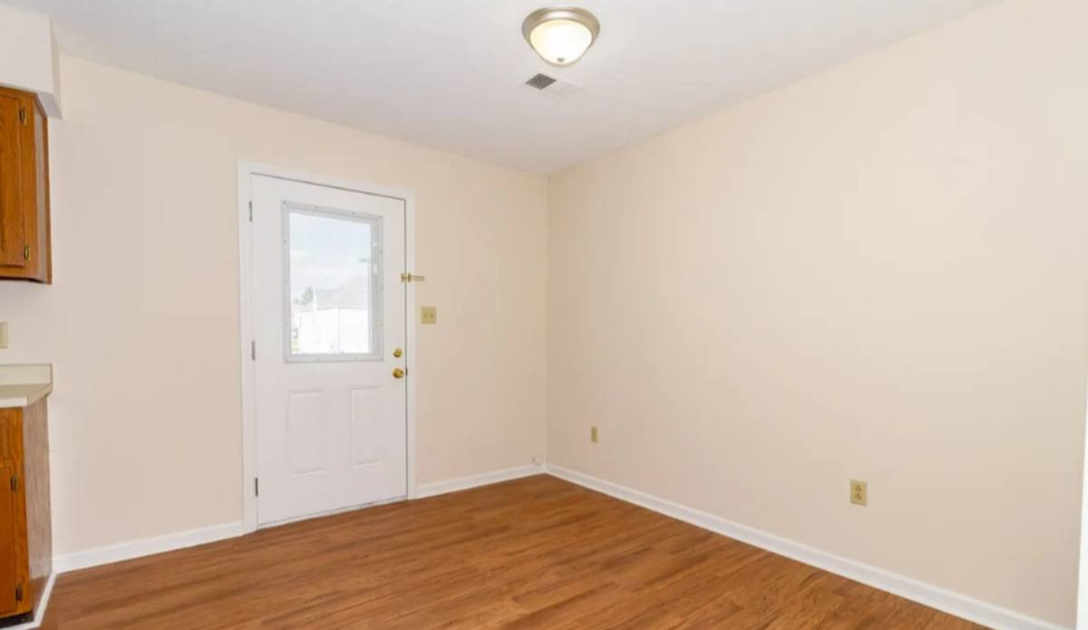Apartment for rent at 429 Garden City Dr, Richmond, KY 40475