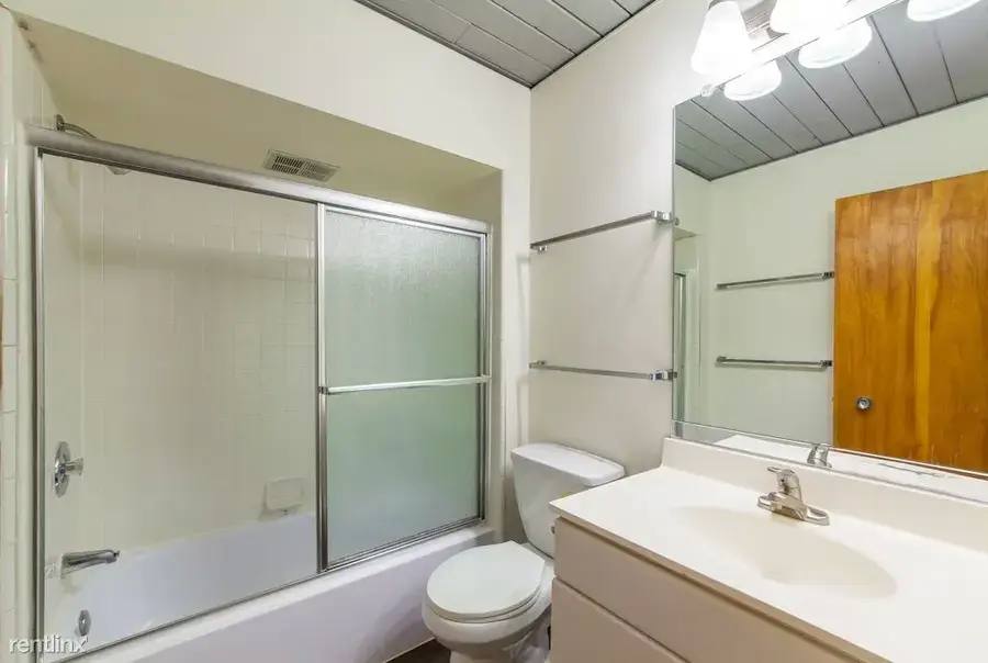 Apartment for rent at 1224 Washtenaw Court, Ann Arbor, MI 48104