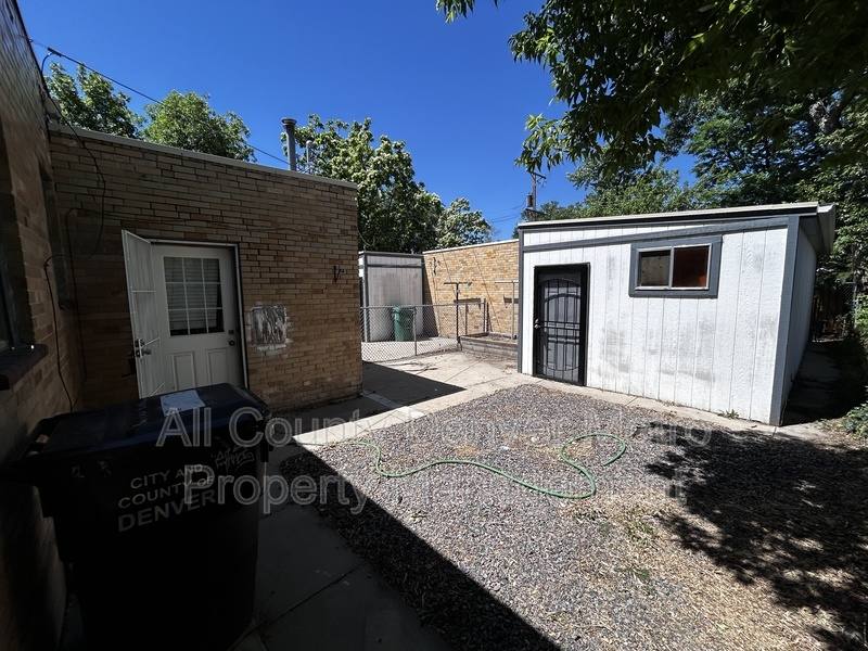 Apartment for rent at 2111 Emerson St, Denver, CO 80210
