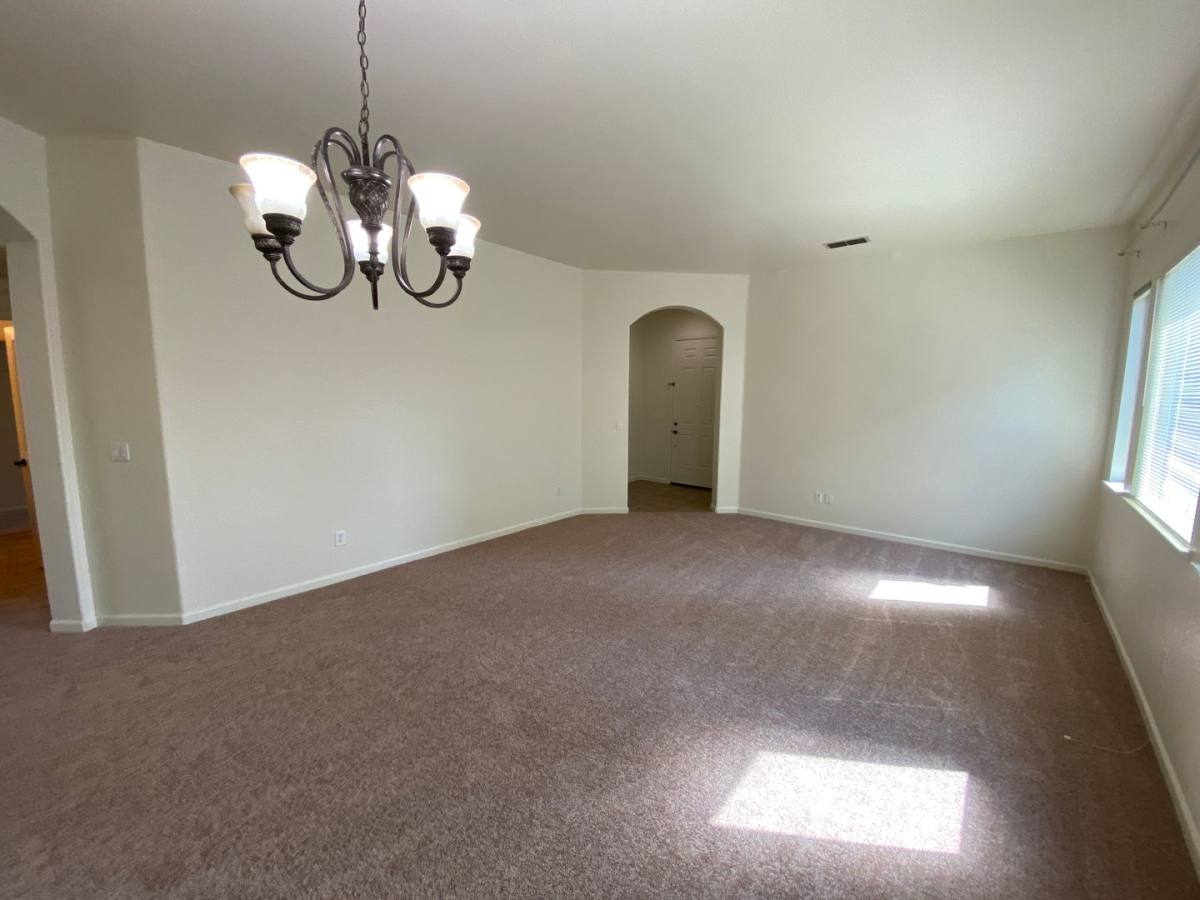 House for rent at 9748 Roedell Way, Elk Grove, CA 95624