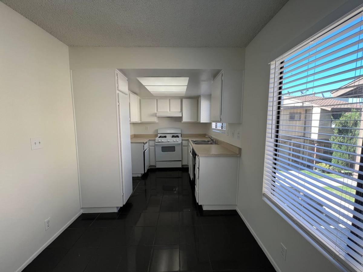 Apartment for rent at 119 S Magnolia Ave, Anaheim, CA 92804