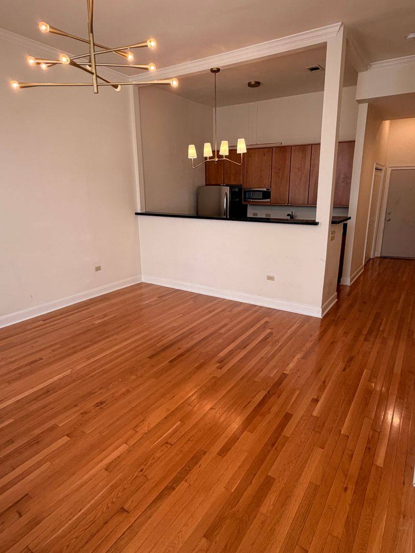 Condo for rent at 330 Julia St #225, New Orleans, LA 70130