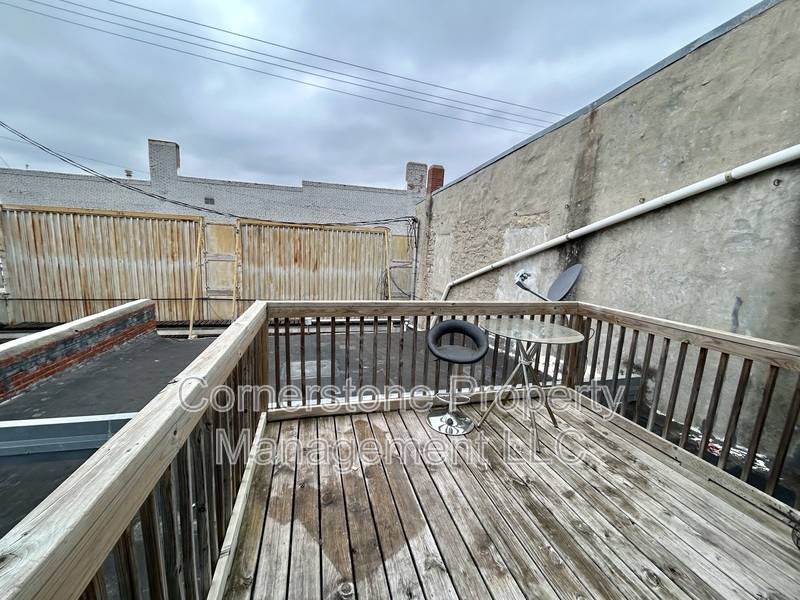 Apartment for rent at 202 1 2 S Main St, Ottawa, KS 66067