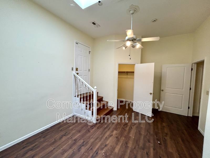 Apartment for rent at 202 1 2 S Main St, Ottawa, KS 66067
