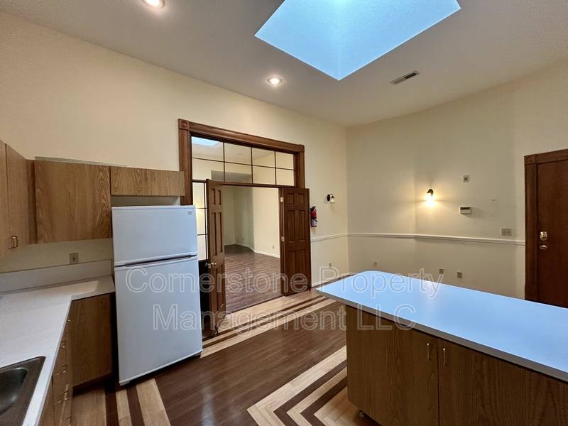 Apartment for rent at 202 1 2 S Main St, Ottawa, KS 66067