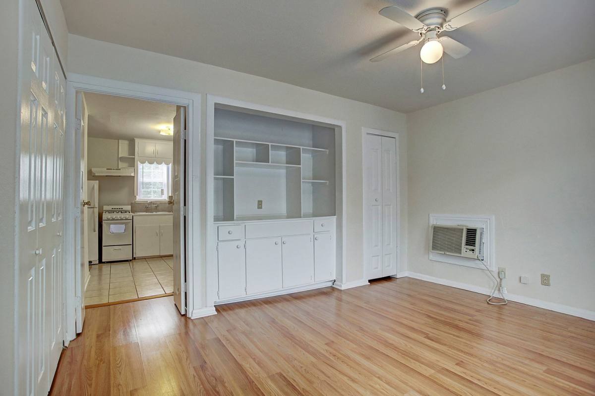 Apartment for rent at 2202 Park St, Houston, TX 77019