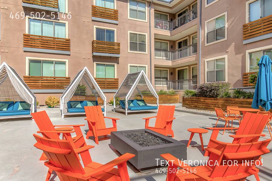 Apartment for rent at 929 Norwood St, Fort Worth, TX 76107