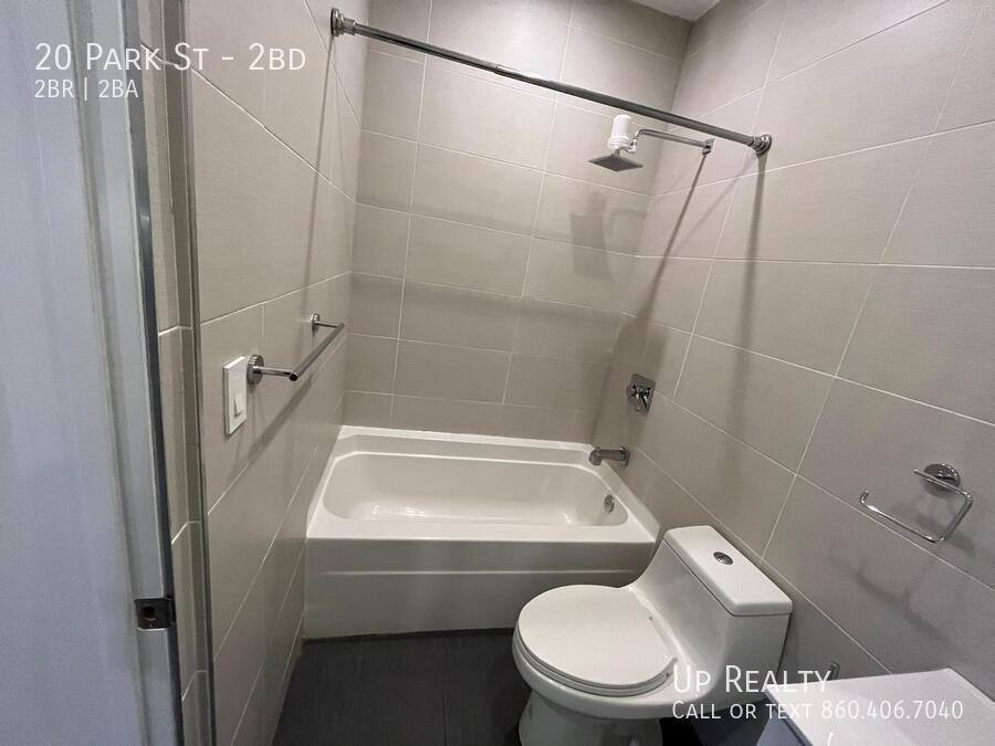 Apartment for rent at 20 Park St, Albany, NY 12207