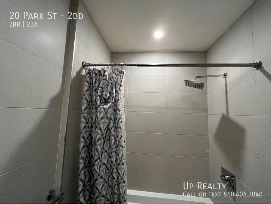 Apartment for rent at 20 Park St, Albany, NY 12207