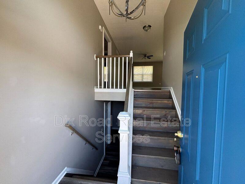 House for rent at 1024 Golfview Dr, Hamilton, OH 45013