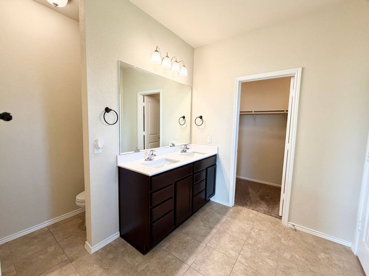 House for rent at 829 Ibis Falls Loop, Jarrell, TX 76537