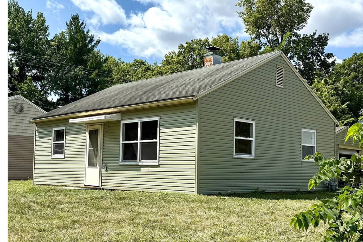 House for rent at 1301 S Cottage Grove Ave, Urbana, IL 61801