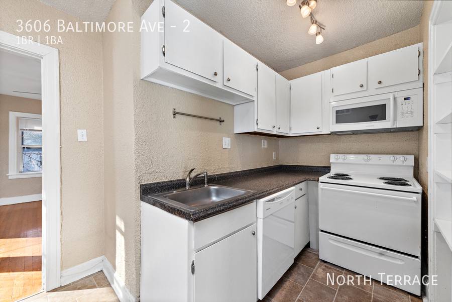 Apartment for rent at 3606 Baltimore Ave, Kansas City, MO 64111