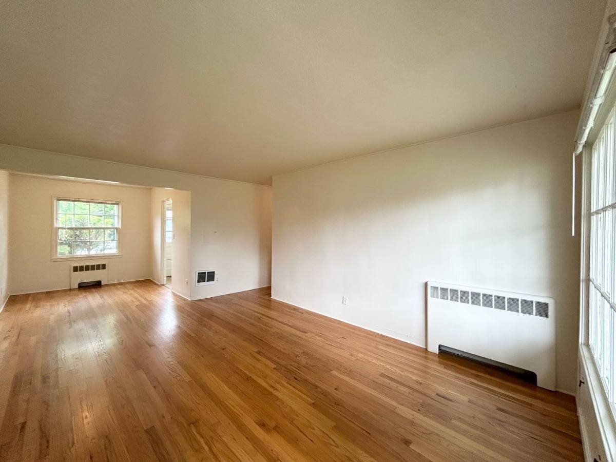 Apartment for rent at 3904 SE Cesar E Chavez Blvd, Portland, OR 97202