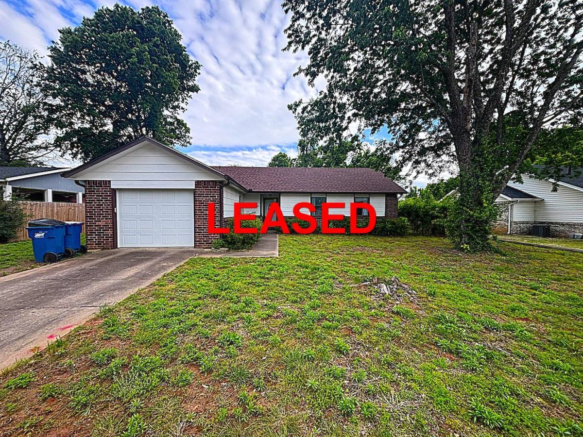 2607 Purdue Circle, Bentonville, AR 72712 - House for Rent