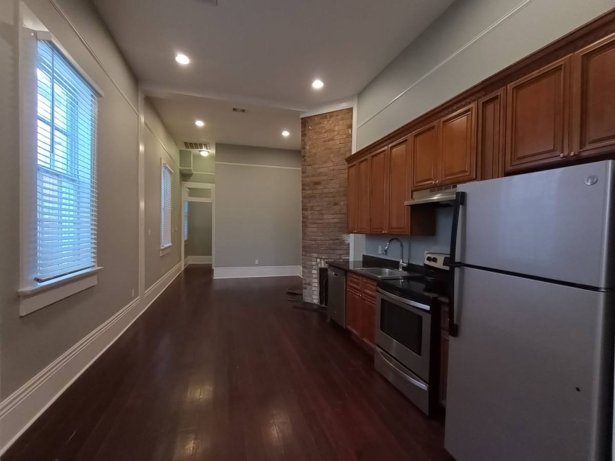 Apartment for rent at 3105-07 Cleveland, New Orleans, LA 70119