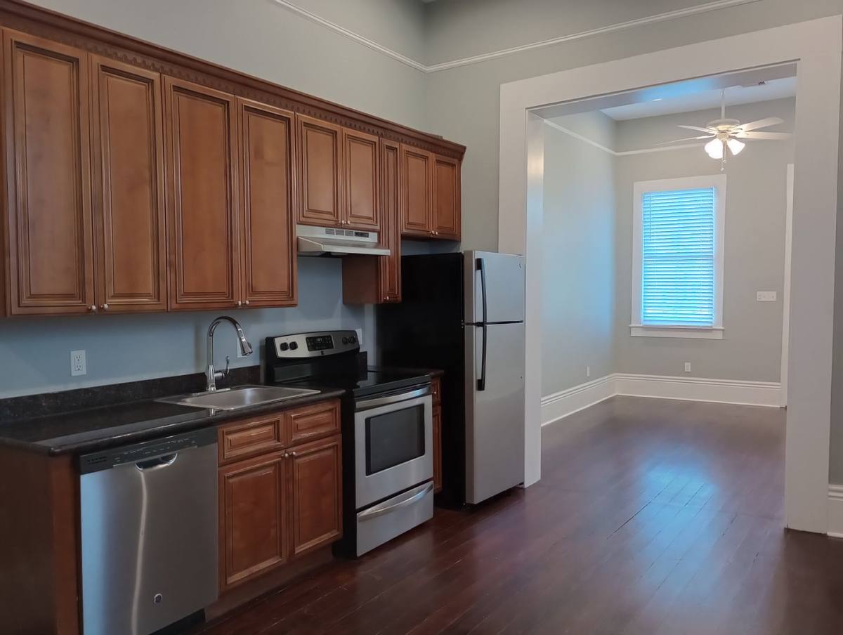 Apartment for rent at 3105-07 Cleveland, New Orleans, LA 70119