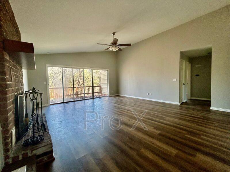 House for rent at 12 Newport Circle, Bella Vista, AR 72715