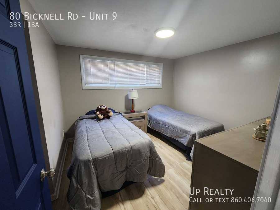 Apartment for rent at 80 Bicknell Rd, Ashford, CT 06278